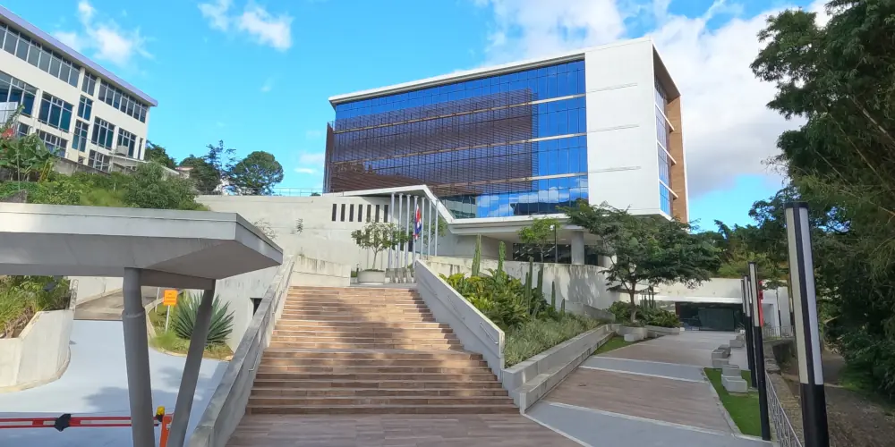 edificio de las entidades reguladoras de costa rica